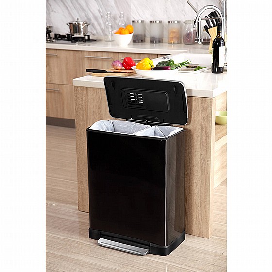 �� ���� ����� 50 ���� E-CUBE ���� �� ���� EKO